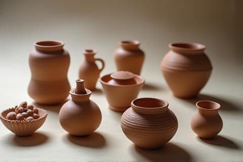 Various types of Japanese clay